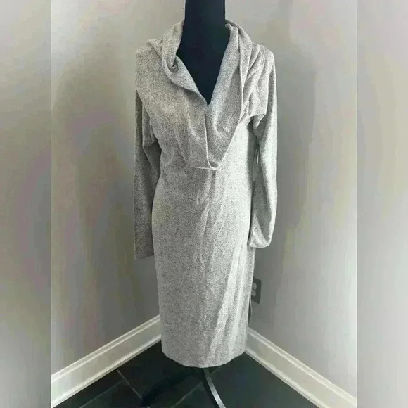 nine britton Dresses & Skirts - Nine Britton Misha Fitted Off the shoulder Midi Dress Grey Women’s L NWT